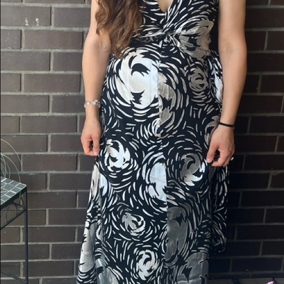 Black and Silver halter dress - Picture 1 of 3